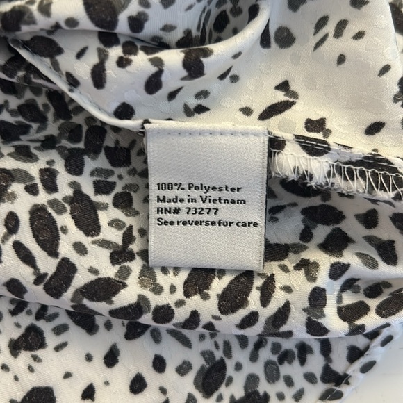 Nine West Black & White Leopard Spaghetti Strap V-Neck Camisole Tank Top Size S - Picture 6 of 6